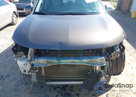 2016 Mitsubishi Outlander Sel z USA, uszkodzony, nr VIN JA4AD3A37GZ007160